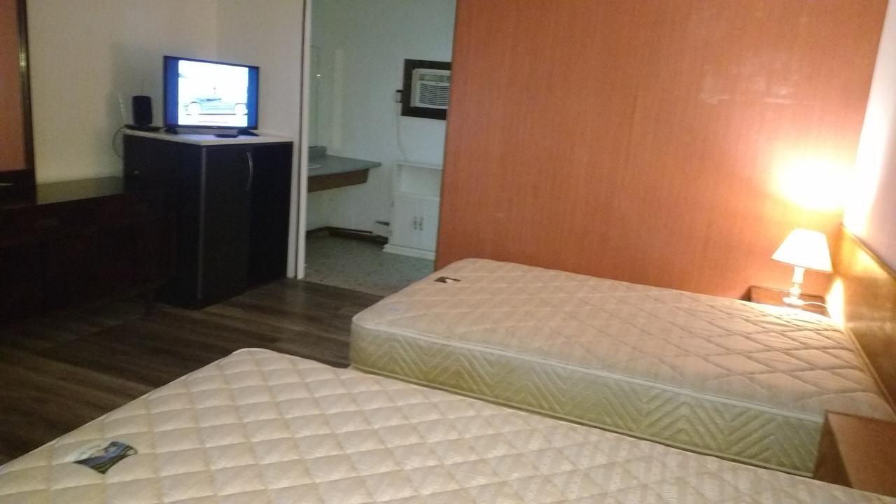 Golf Inn ไนแอการาฟอลส์ ภายนอก รูปภาพ